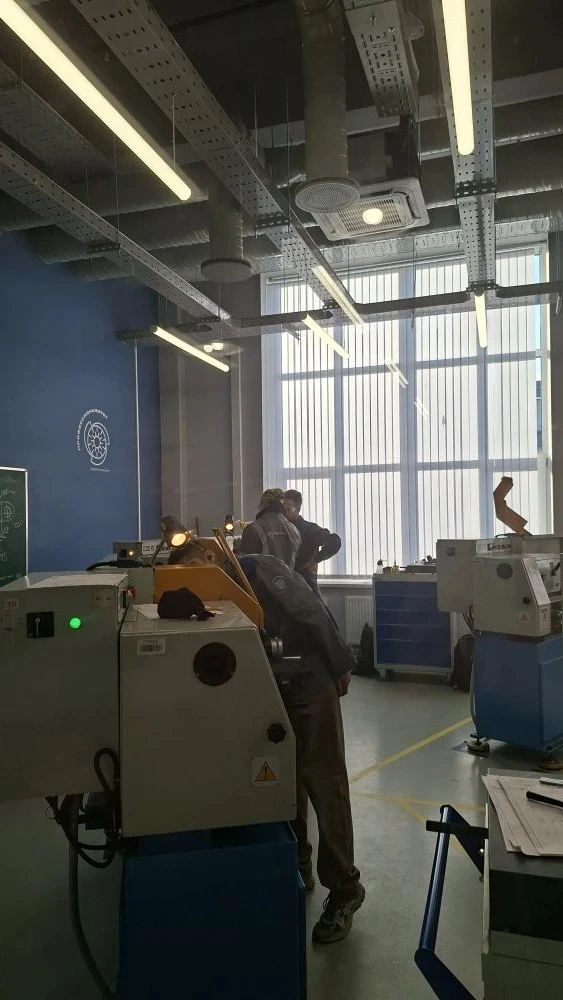 В рамках профориентационного проекта "Билет в будущее" учащиеся 9-3 класса посетили экскурсию в обра