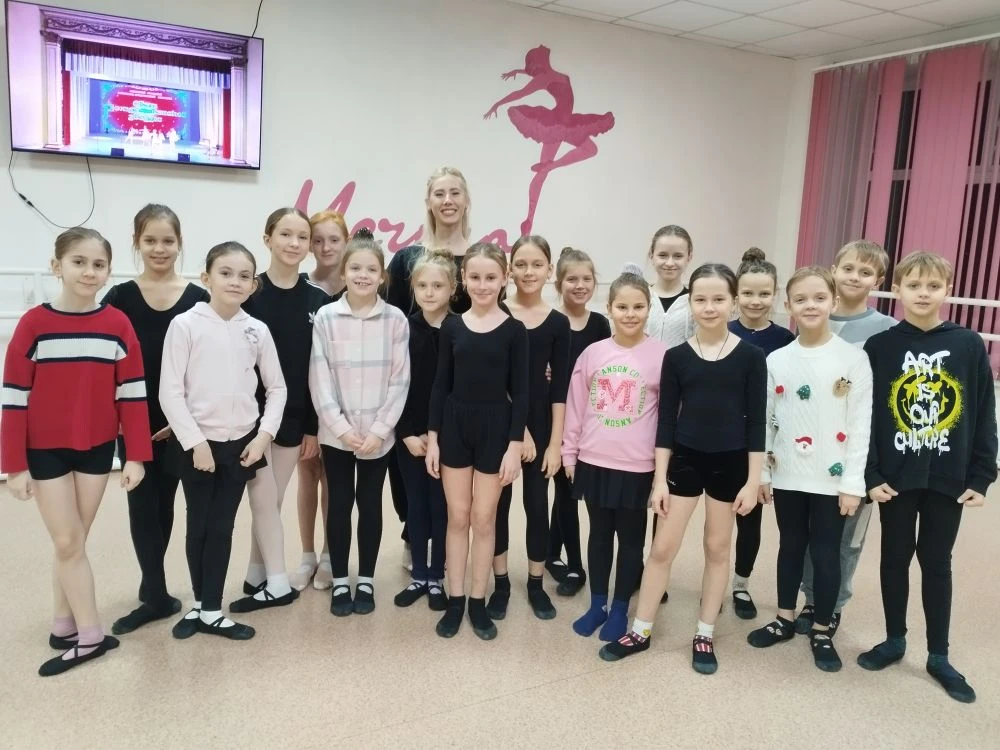 💃Мастер класс от выпускницы🎓  🩰19 января в хореографическом ансамбле «Мечта» прошёл мастер класс по 