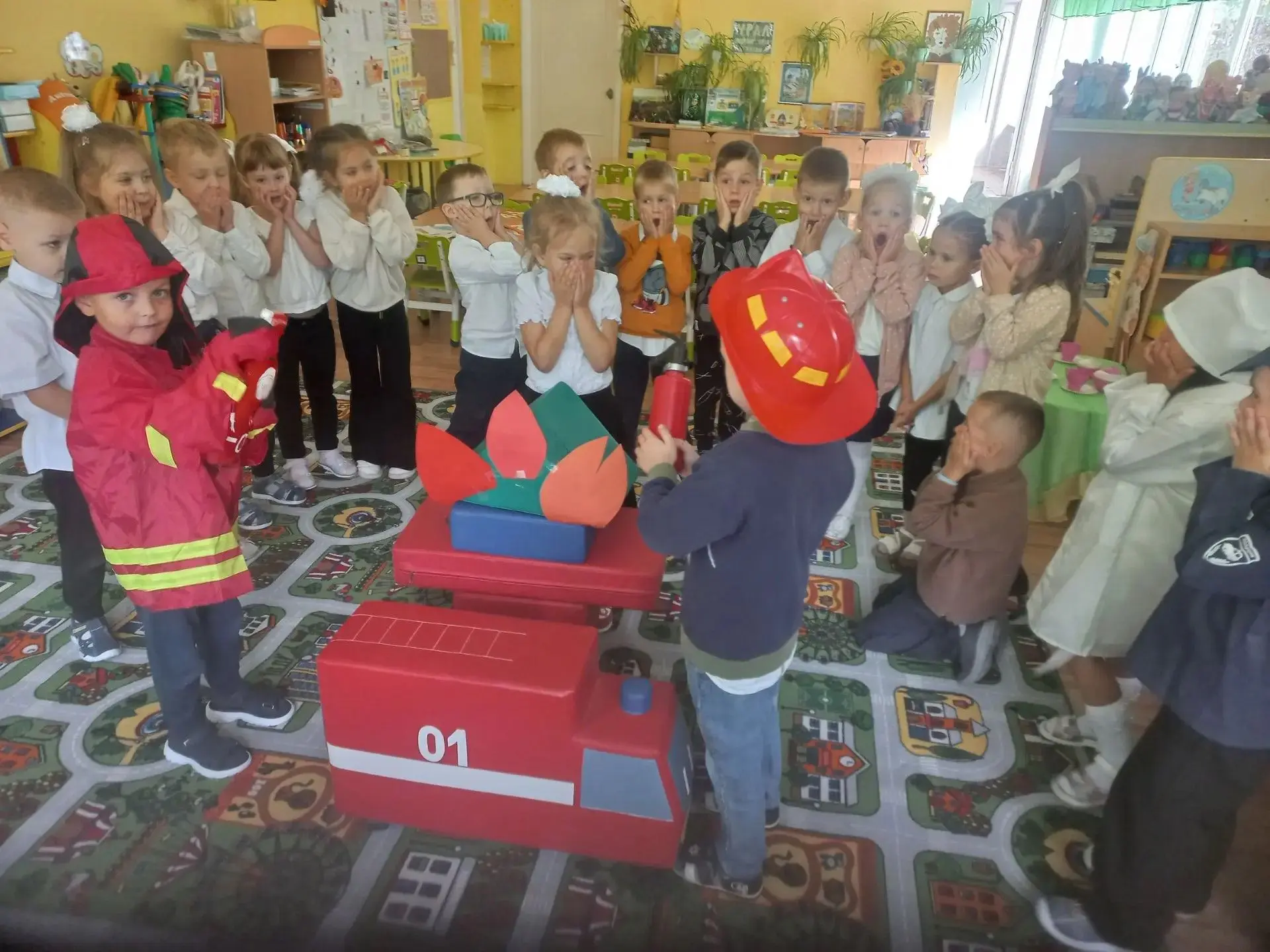 Сценки по решению чрезвычайных ситуаций в старшей группе"Гномики"