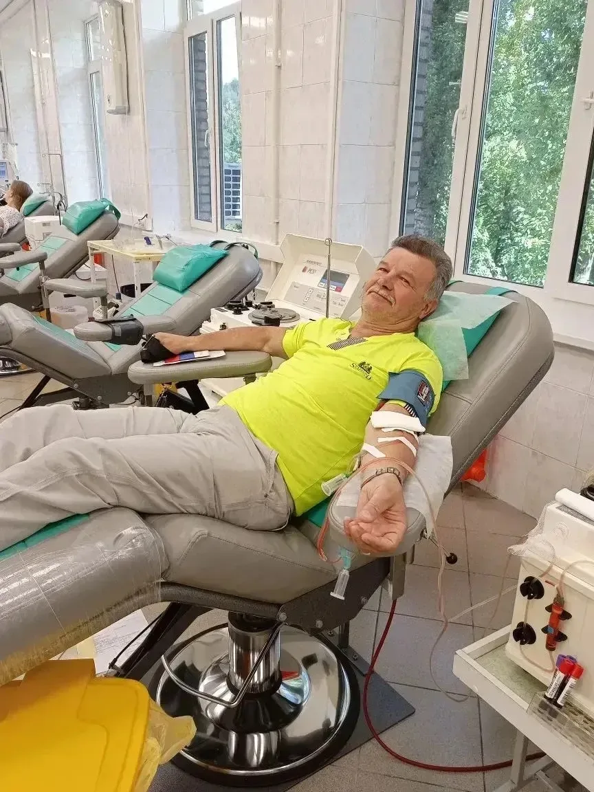 28 апреля — День работника скорой медицинской помощи  🚑 Каждый день они на передовой. Без выходных и