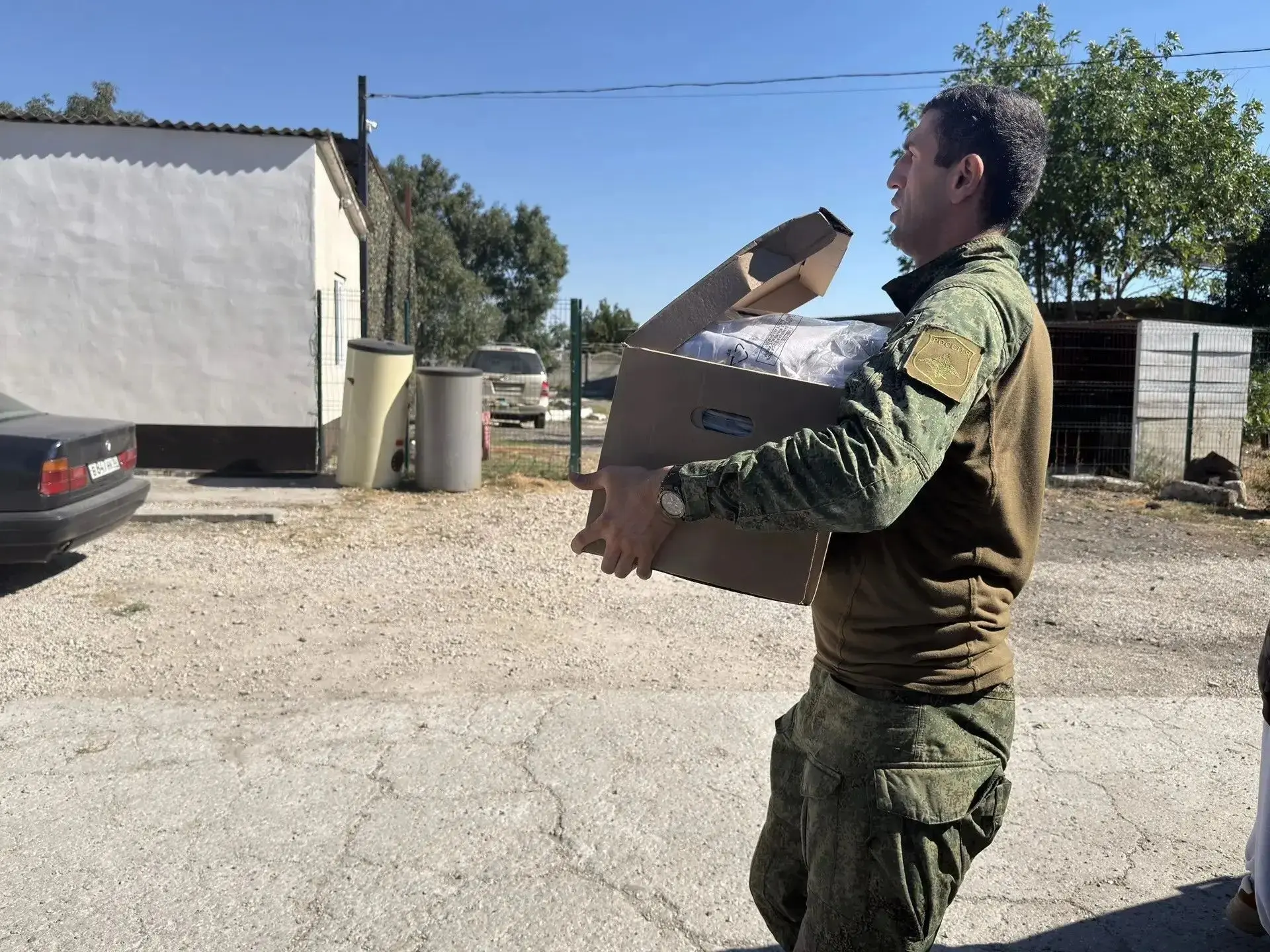 Из Сочи в Херсонскую область бойцам СВО и мирным жителям доставлена партия гуманитарног...