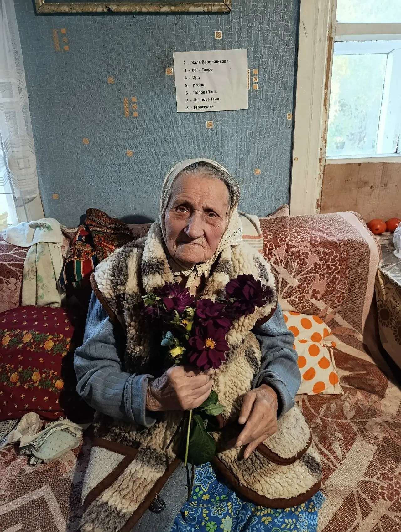 Акция «Пусть в ваш дом постучится праздник»