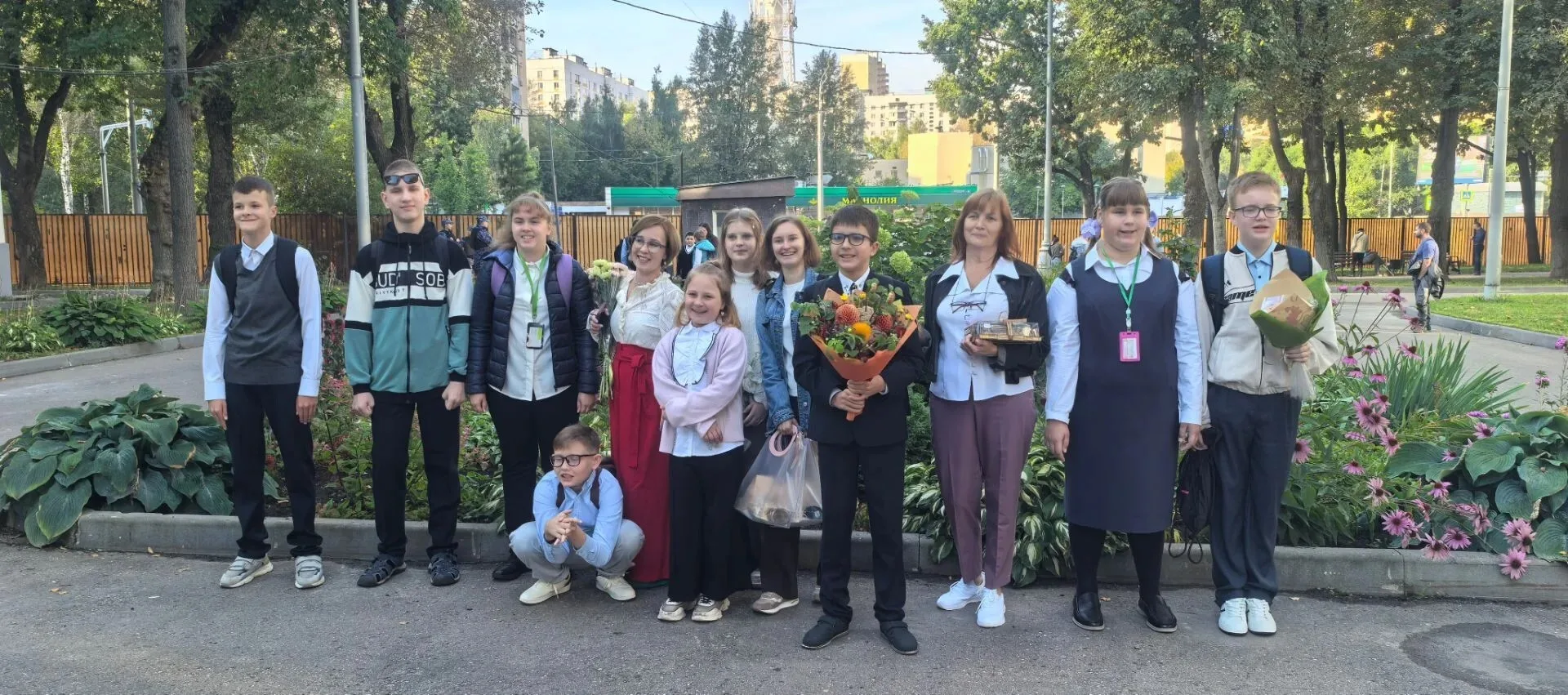Первое сентября — это всегда особенный день. Встреча с одноклассниками после долгого ле...
