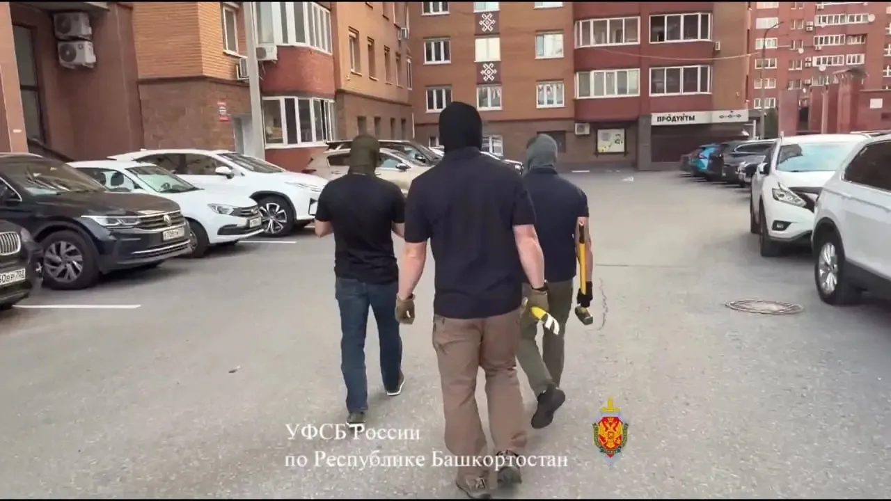 Уфимка пообещала женщине за деньги смягчить наказание ее ребенку, обвиняемому в наркооб...
