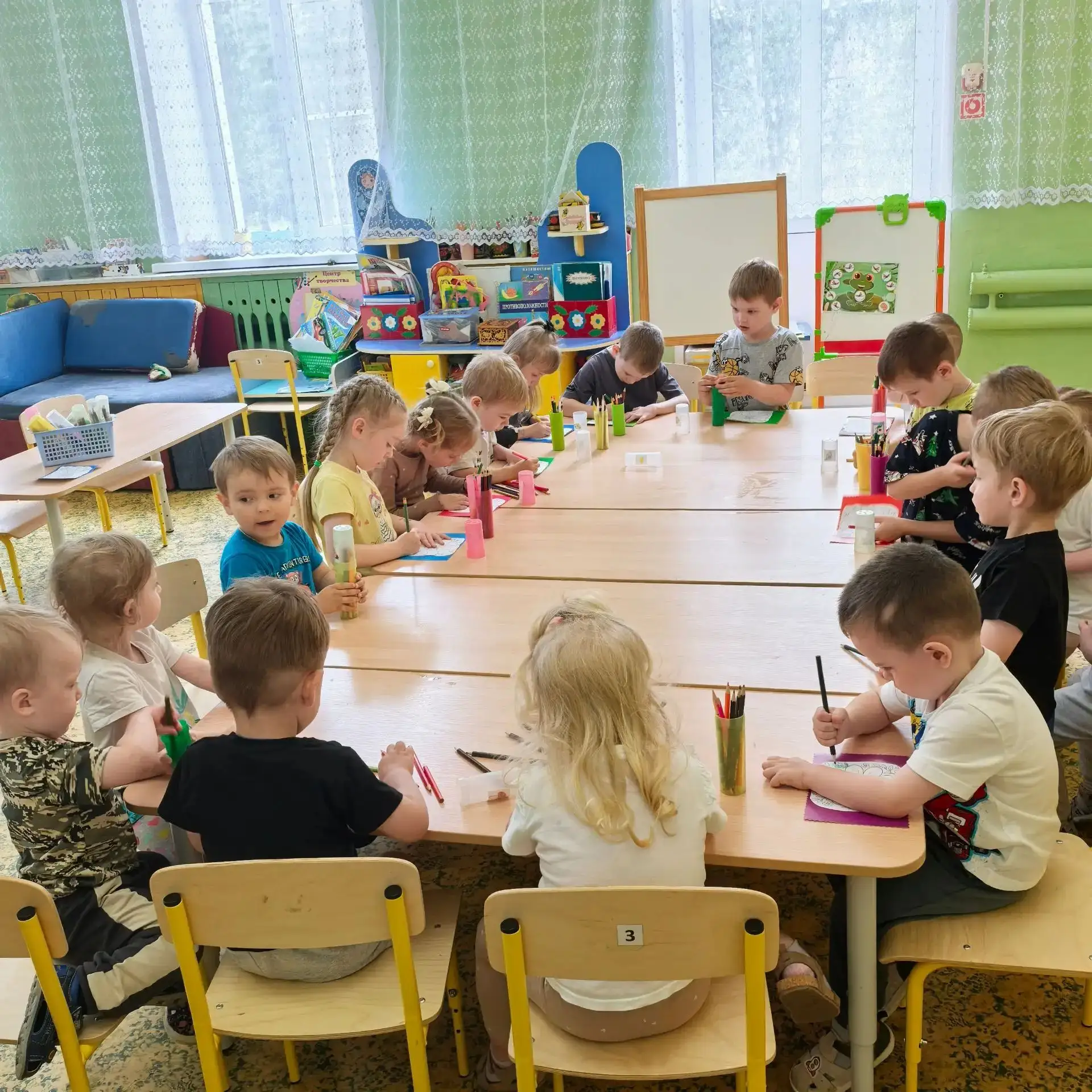 🌼🌼🌼День семьи, любви и верности— отличный повод познакомить дошкольников с традициям...