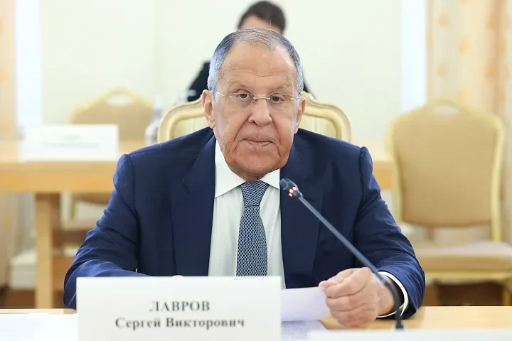 Лавров: Мы привержены договоренностям, достигнутым 15 августа прошлого года на Аляске. Рассчитываем,