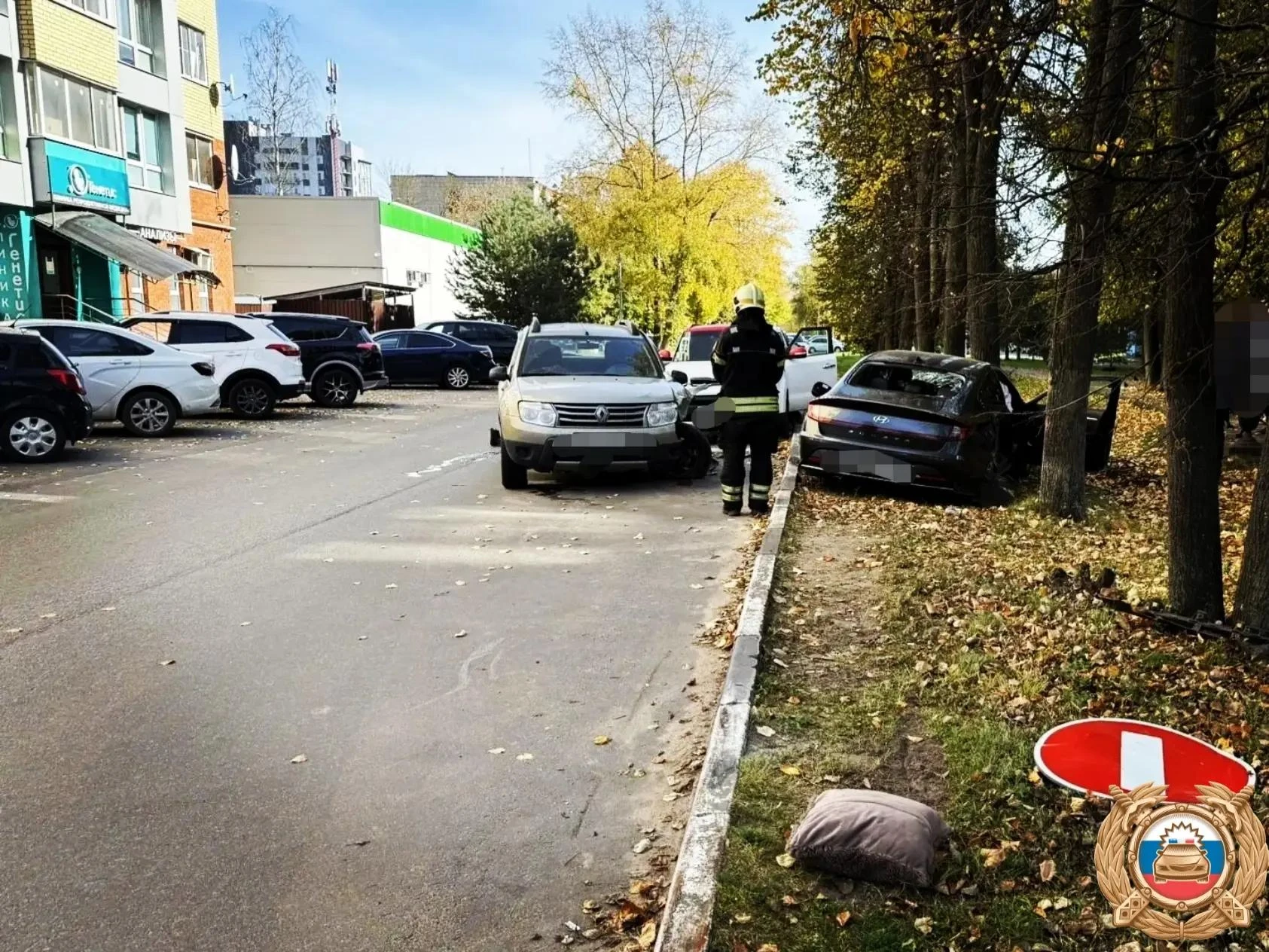 В Твери автомобилист устроил массовое ДТП и скрылся