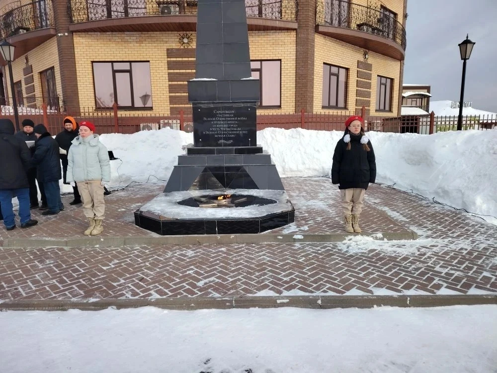🌟23 февраля юнармейцы нашей школы приняли участие в торжественной церемонии возложения...