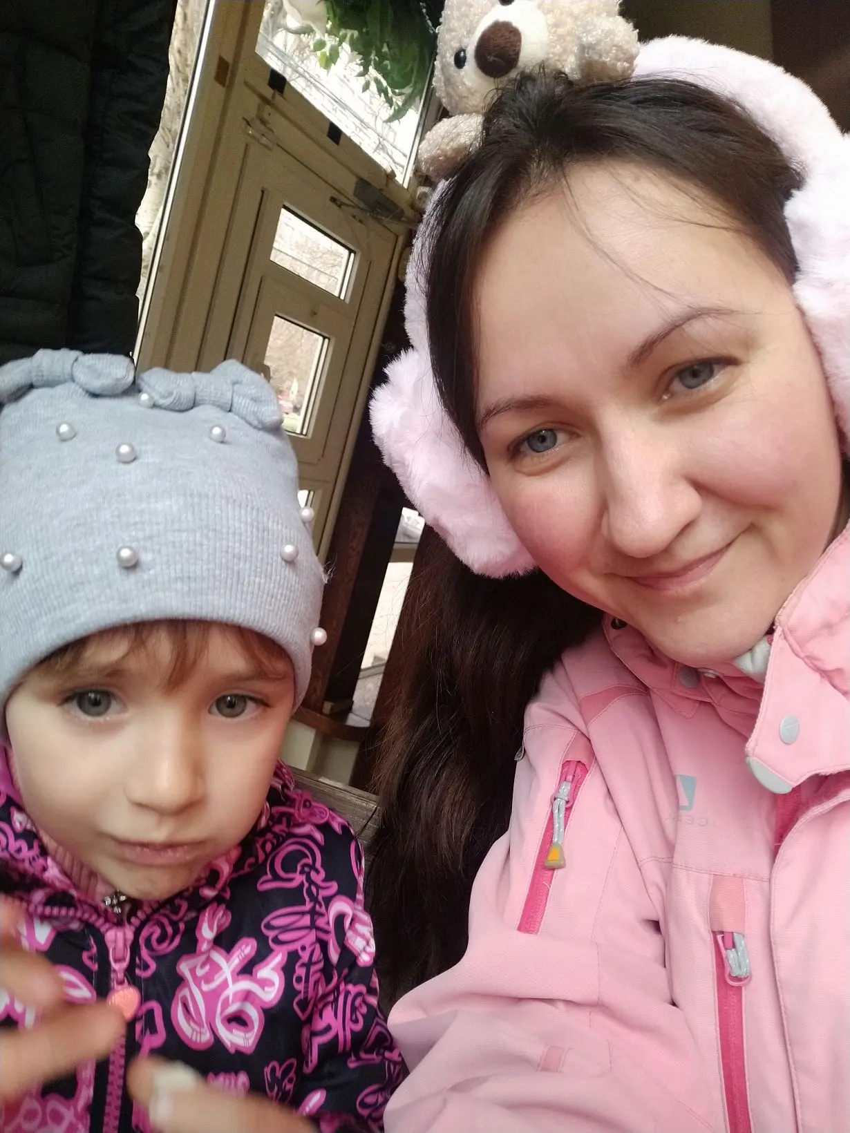 Hey there! We are going to the dentist and remind you to revise the Vocabulary "Emotion...