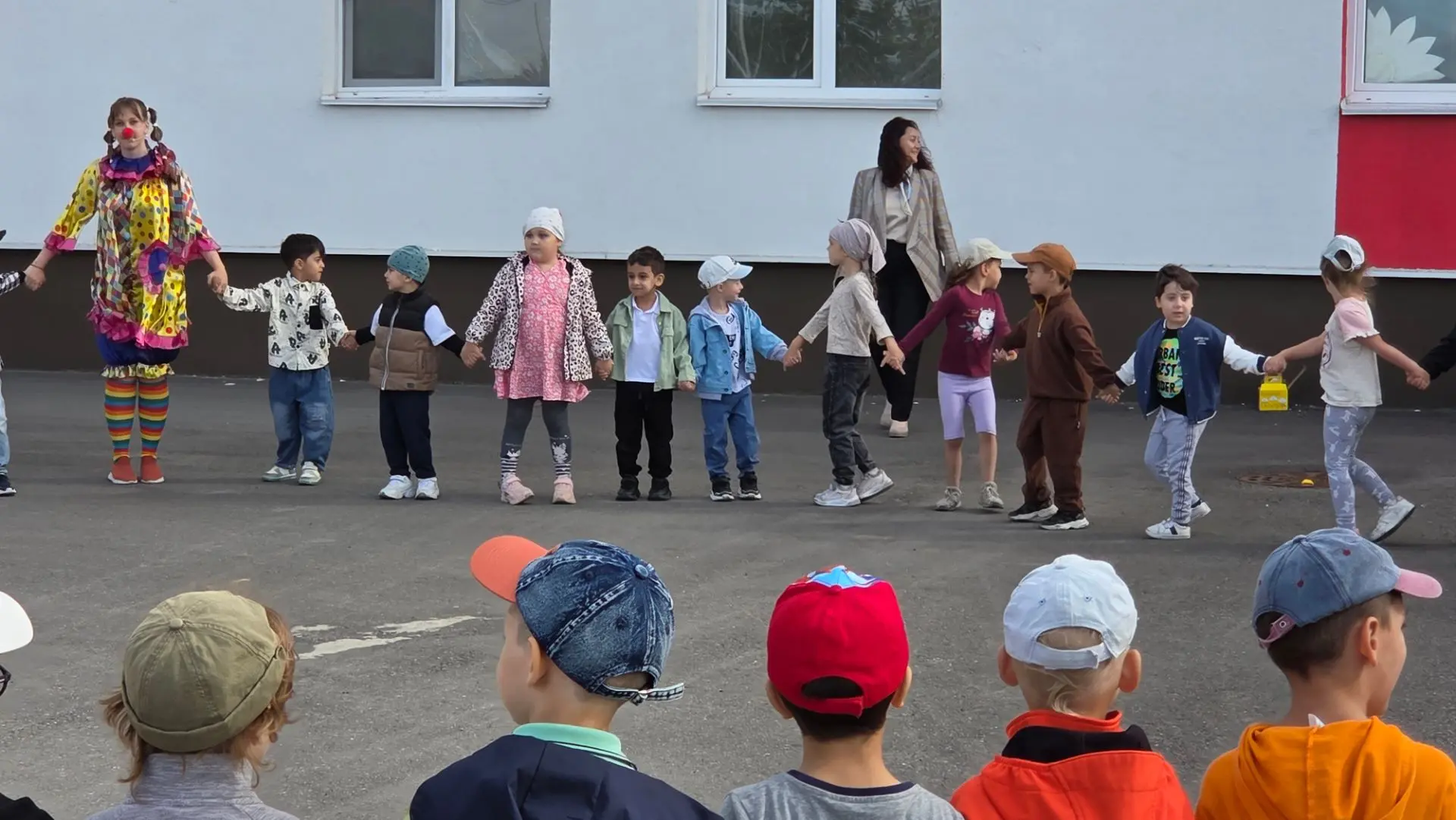 Ну вот и наступил этот волшебный день — 1 сентября! 🍂📚 Праздник объединил всех: от ма...