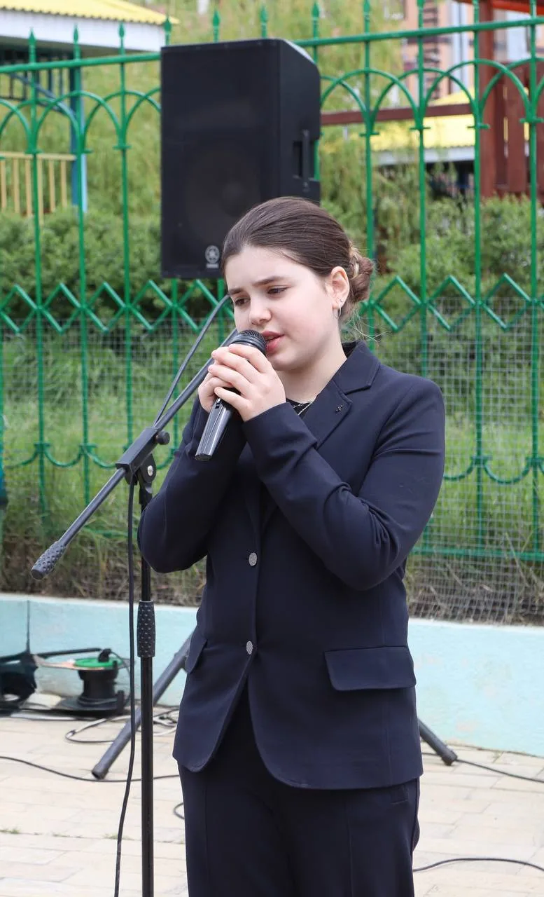 🌹 В эти предпраздничные майские дни в Городском саду им. Р.Гамзатова, у сада памяти героев специальн