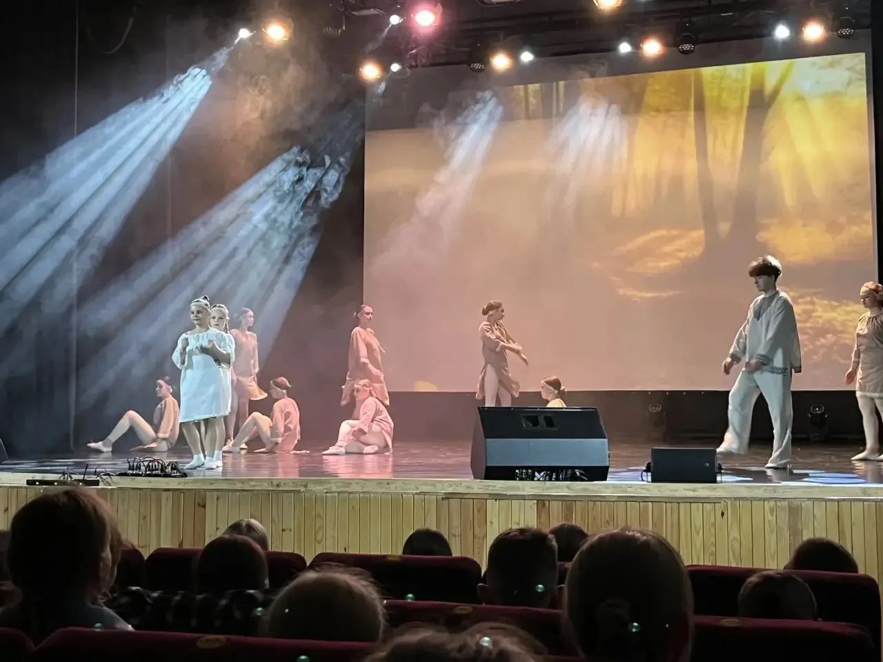 На связи лагерь «Дельфины» 🐬💦

19 июня получился насыщенным, весёлым и полным ярких впечатлений! С