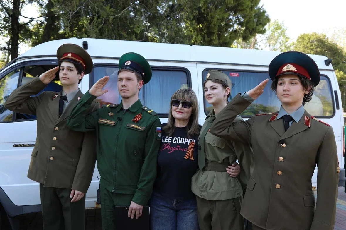 Праздник продолжается!   В честь 81‑й годовщины Победы в парке рядом с заводом РТИ состоялась праздн
