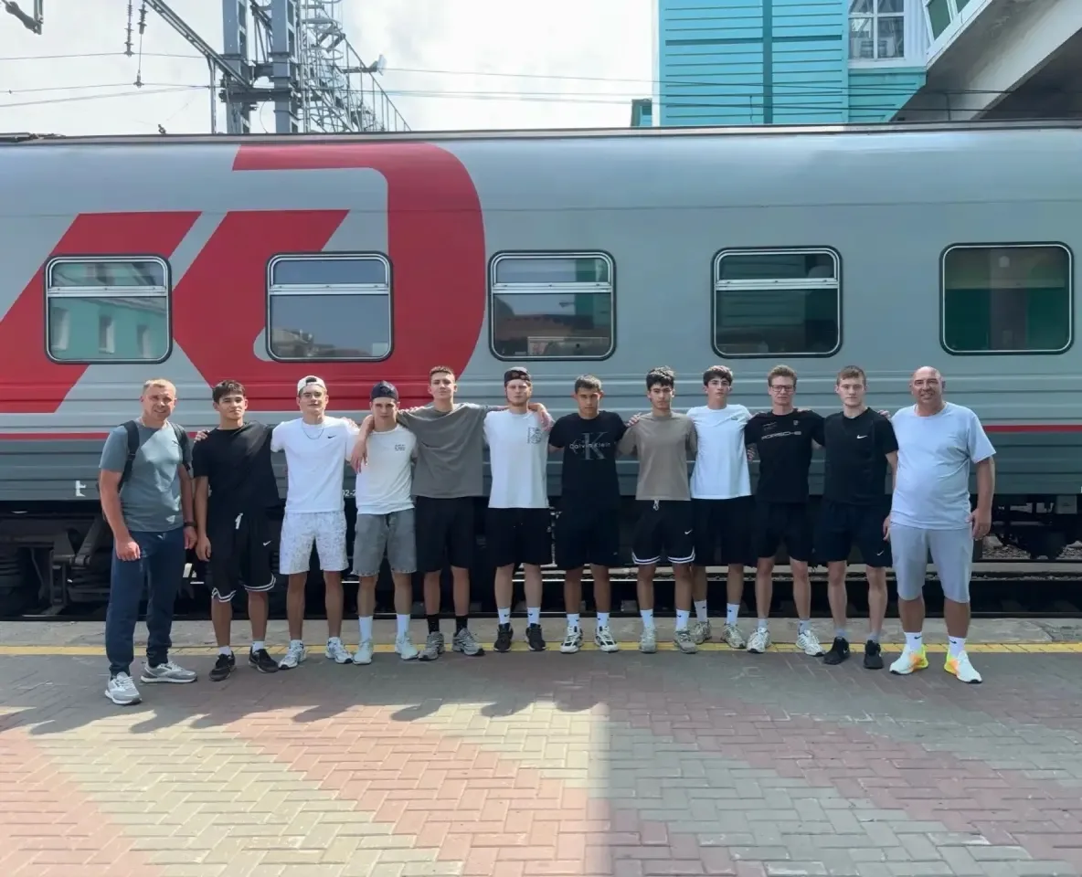 🏆 Сборная Омской области отправилась 
на Финальные соревнования XII Летней Спартакиады учащихся Рос