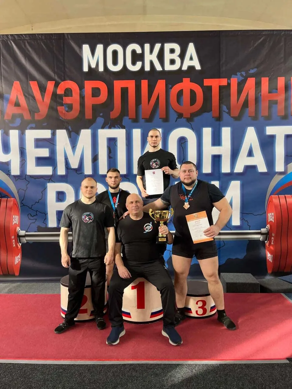🏆Шесть медалей выиграли спортсмены Приангарья на чемпионате России по пауэрлифтингу в ...