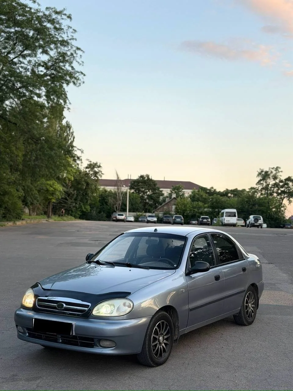 Продам Daewoo Sens 🚗

Год: 2008
Пробег: 169 000 км
Двигатель: 1.3
Цена: 235 000 ₽, торг уместен

Ав