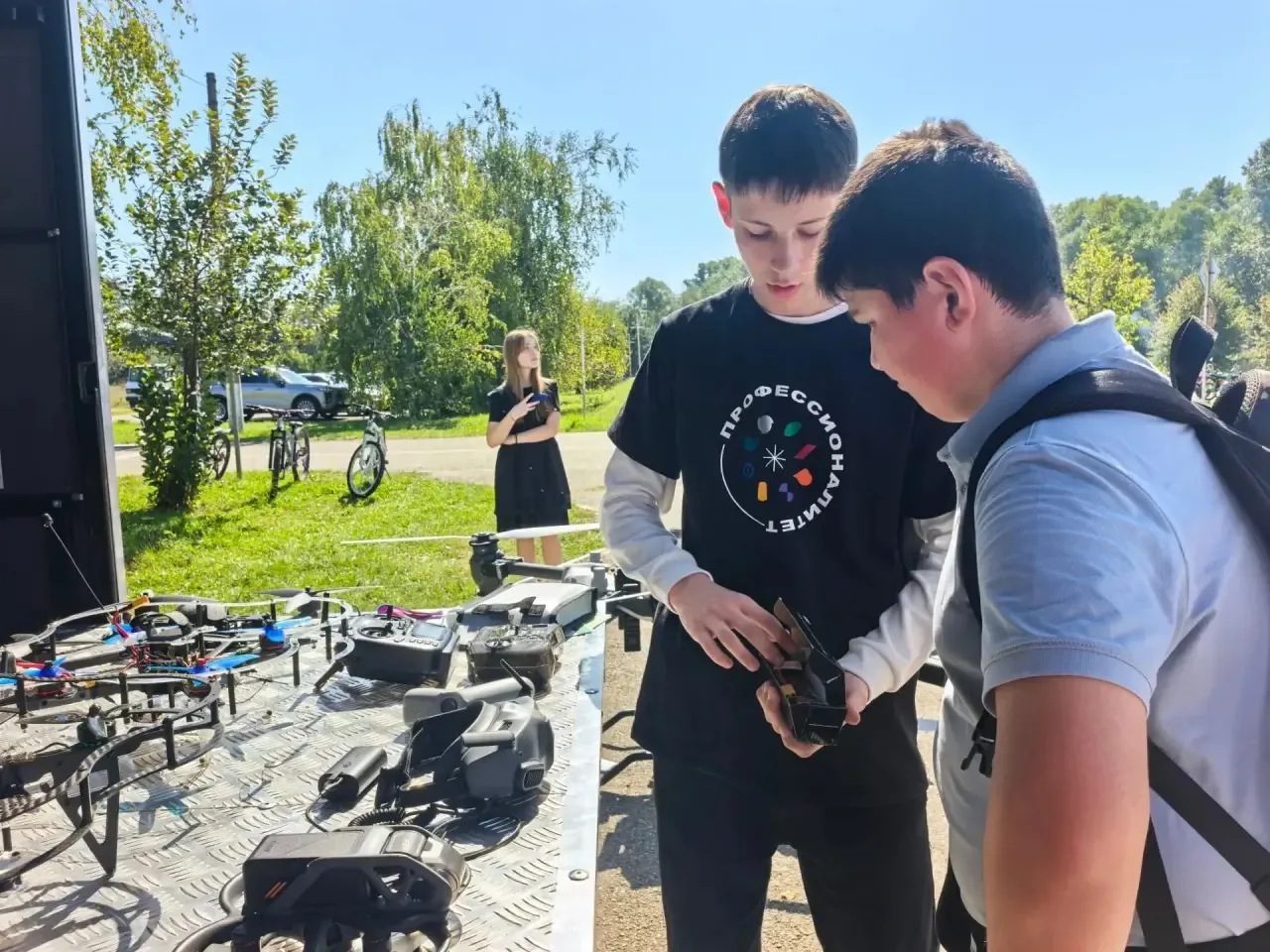 ✅Сегодня учащиеся восьмых классов посетили фестиваль дронов, организованный на территор...