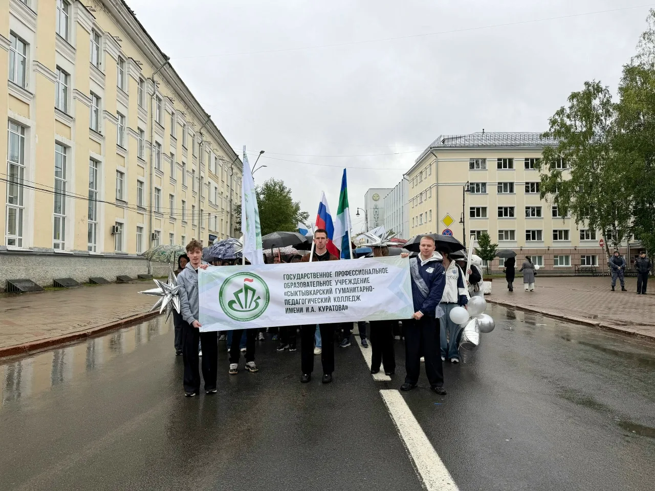 В ЦЕНТРЕ СОБЫТИЙ!
В минувшую субботу, 27 июня, на Стефановской площади прошёл республиканский праздн