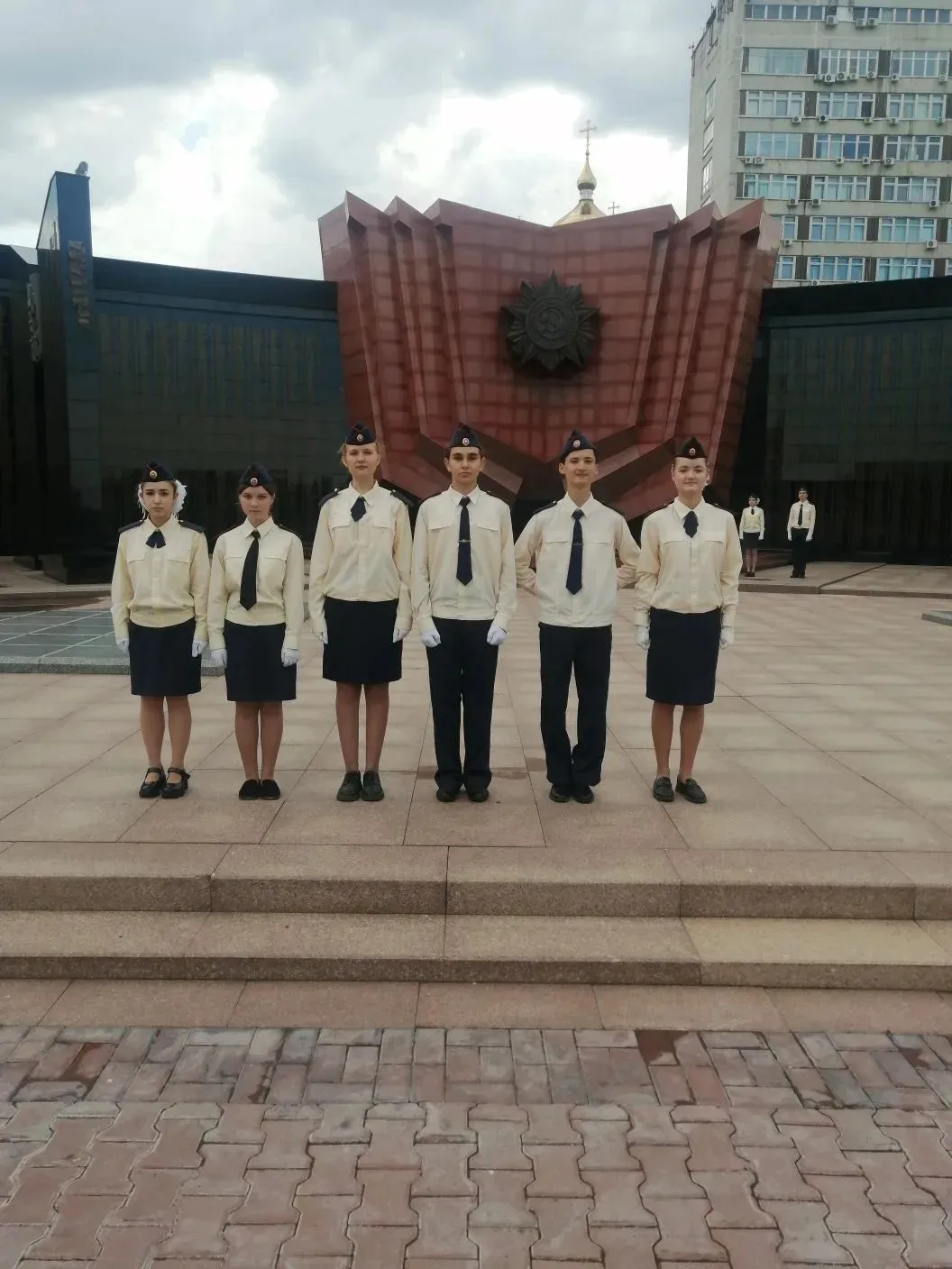 🇷🇺 ЧЕСТЬ, ОТВЕТСТВЕННОСТЬ, ПАМЯТЬ

12 июня, в главный государственный праздник — 🇷🇺День России, 
