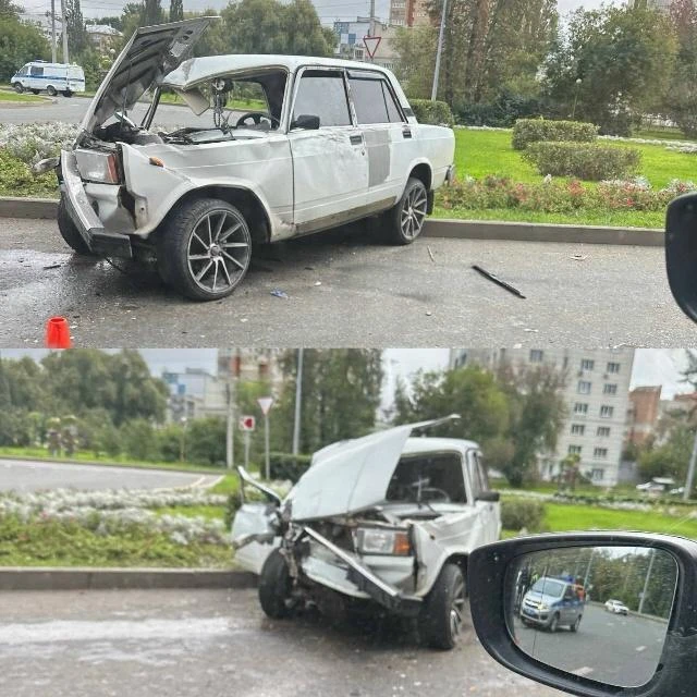 ❗️Утром 29 августа в Перми на Гознаке произошло жесткое ДТП: автомобиль ВАЗ столкнулся ...
