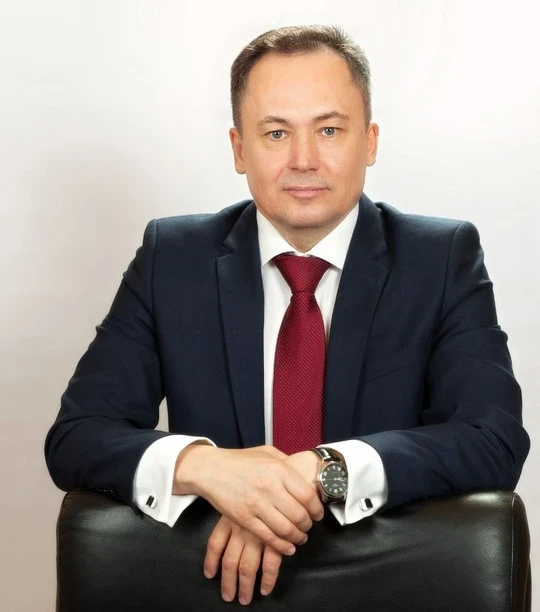 Уважаемые работники фармацевтической отрасли! Примите искренние поздравления с вашим профессиональны