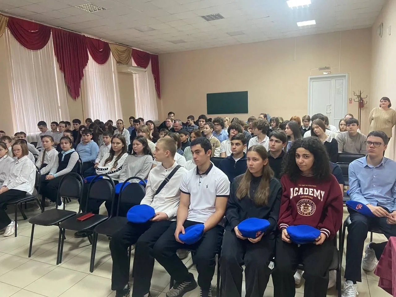 «Дети блокадного Ленинграда, вам посвящается…» 27 января в нашей школе прошло мероприятие, посвящённ