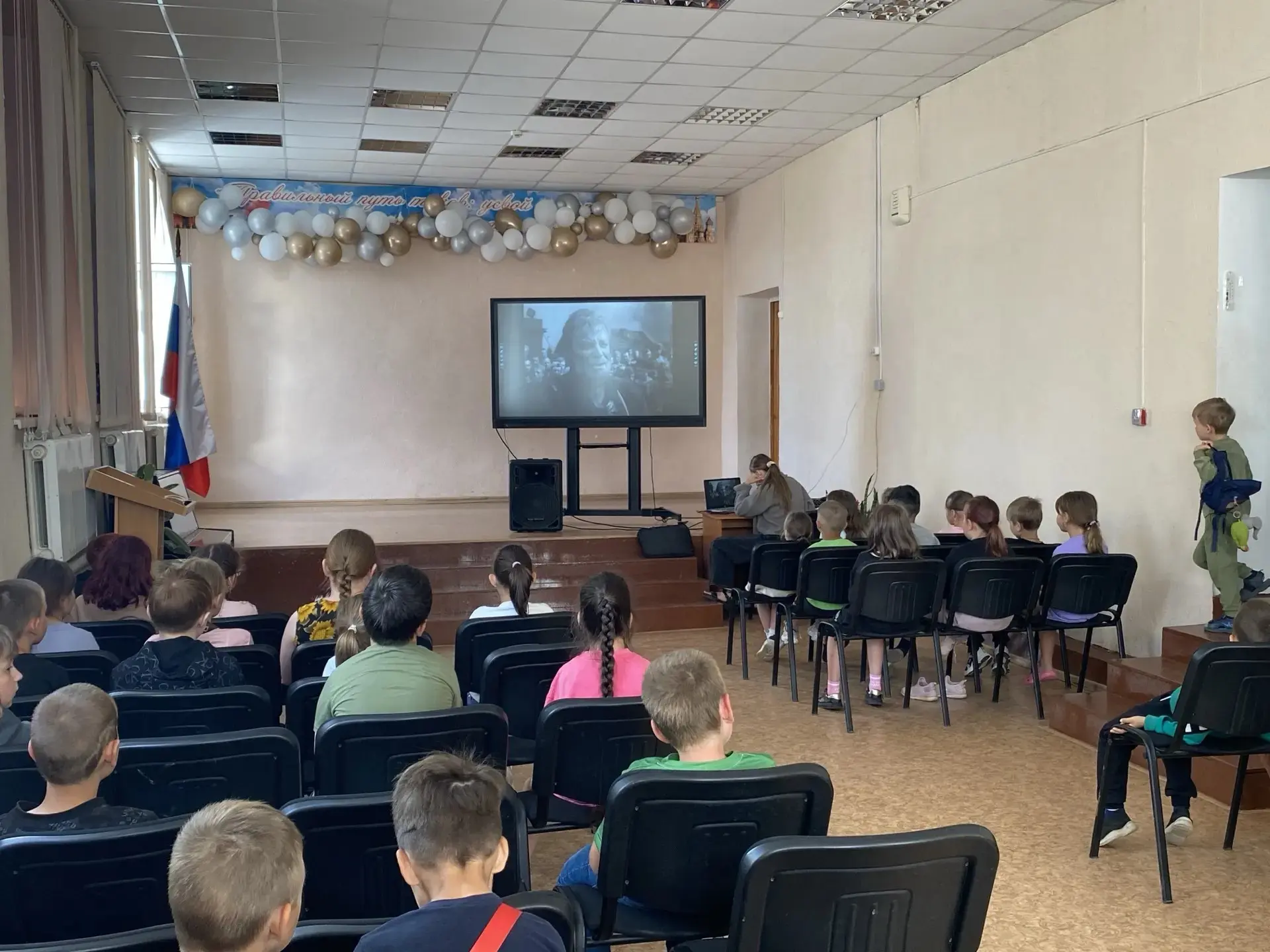 Есть события и подвиги, которые навсегда вписаны в историю нашей страны и не имеют срока давности. В