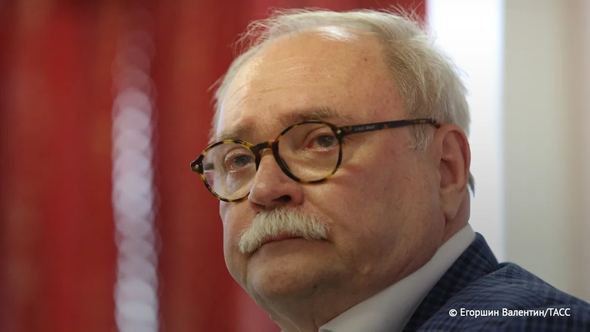 Режиссер Владимир Бортко в беседе с ТАСС заявил, что заочное обвинение СБУ волнует его ...