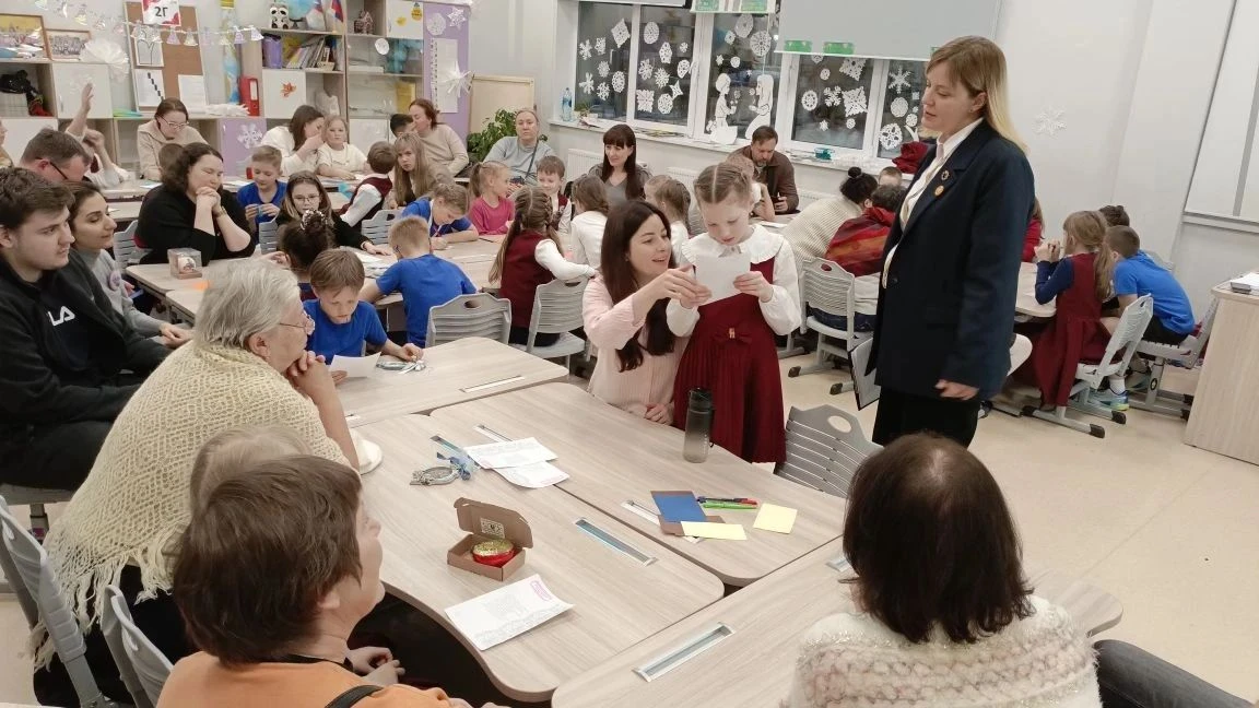 ✨МОЗАИКА ЗИМНИХ ЧУДЕС: НОВОГОДНИЕ ТРАДИЦИИ НАРОДОВ РОССИИ!✨ Попробуйте отгадать, какому событию были