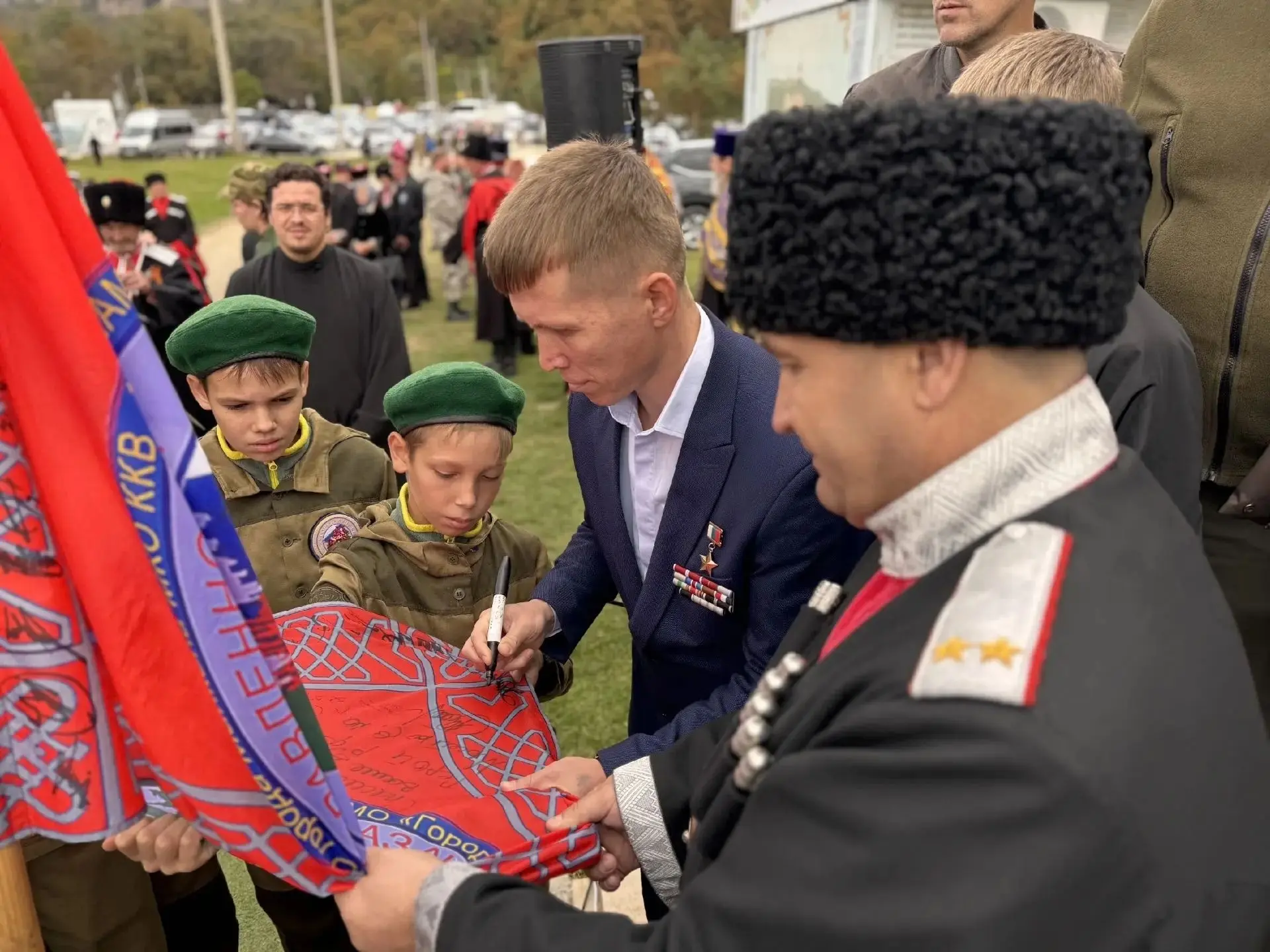 🇷🇺О Знамени группы казачьей направленности "Горка-Кунак" имени Сергея Макарова