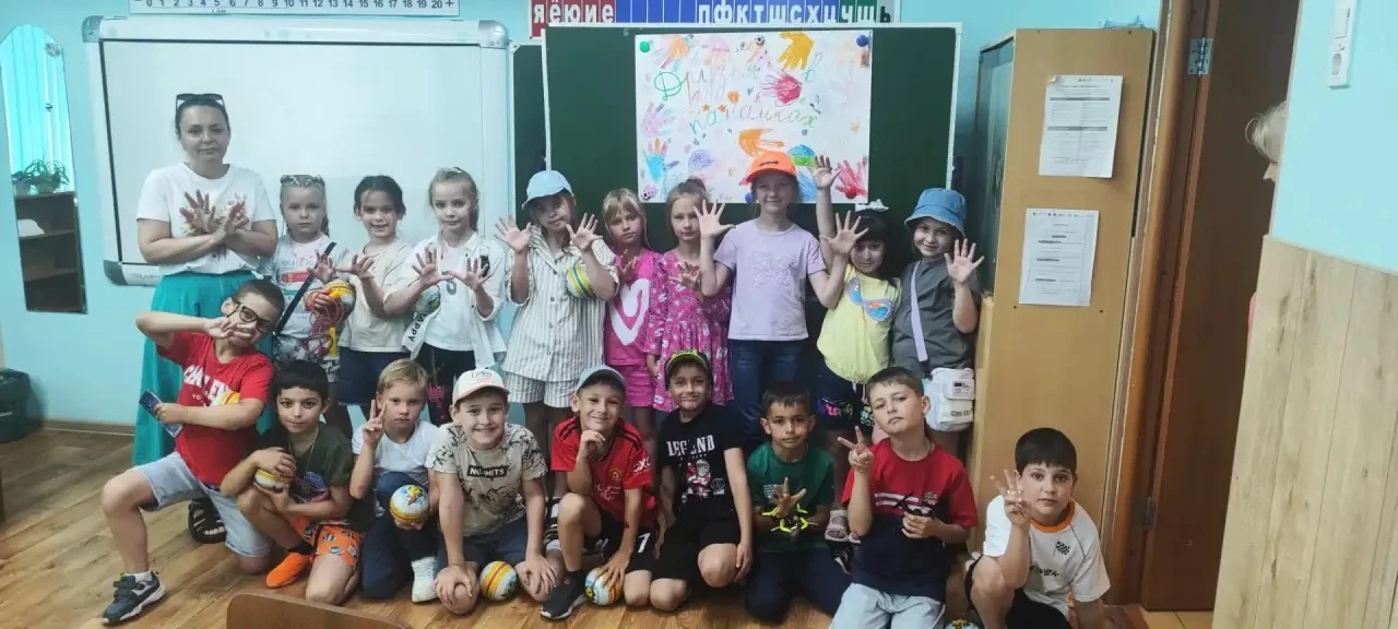 🏁 Старт летней кампании — 2026!

Сегодня, 17 июня, в нашей школе дан старт работе профильного лагер