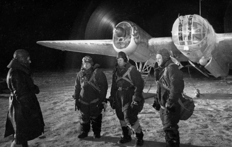 Командир 33-го скоростного (с 07.03.42 г. 10-го гвардейского) бомбардировочного авиационного полка м