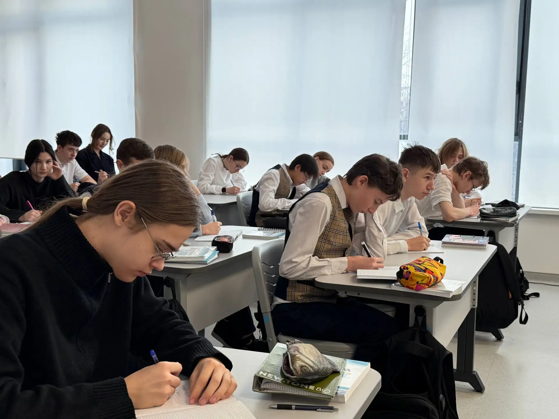 В школе 314 прошло награждение благодарственными письмами лучших учителей, которые провели открытые 