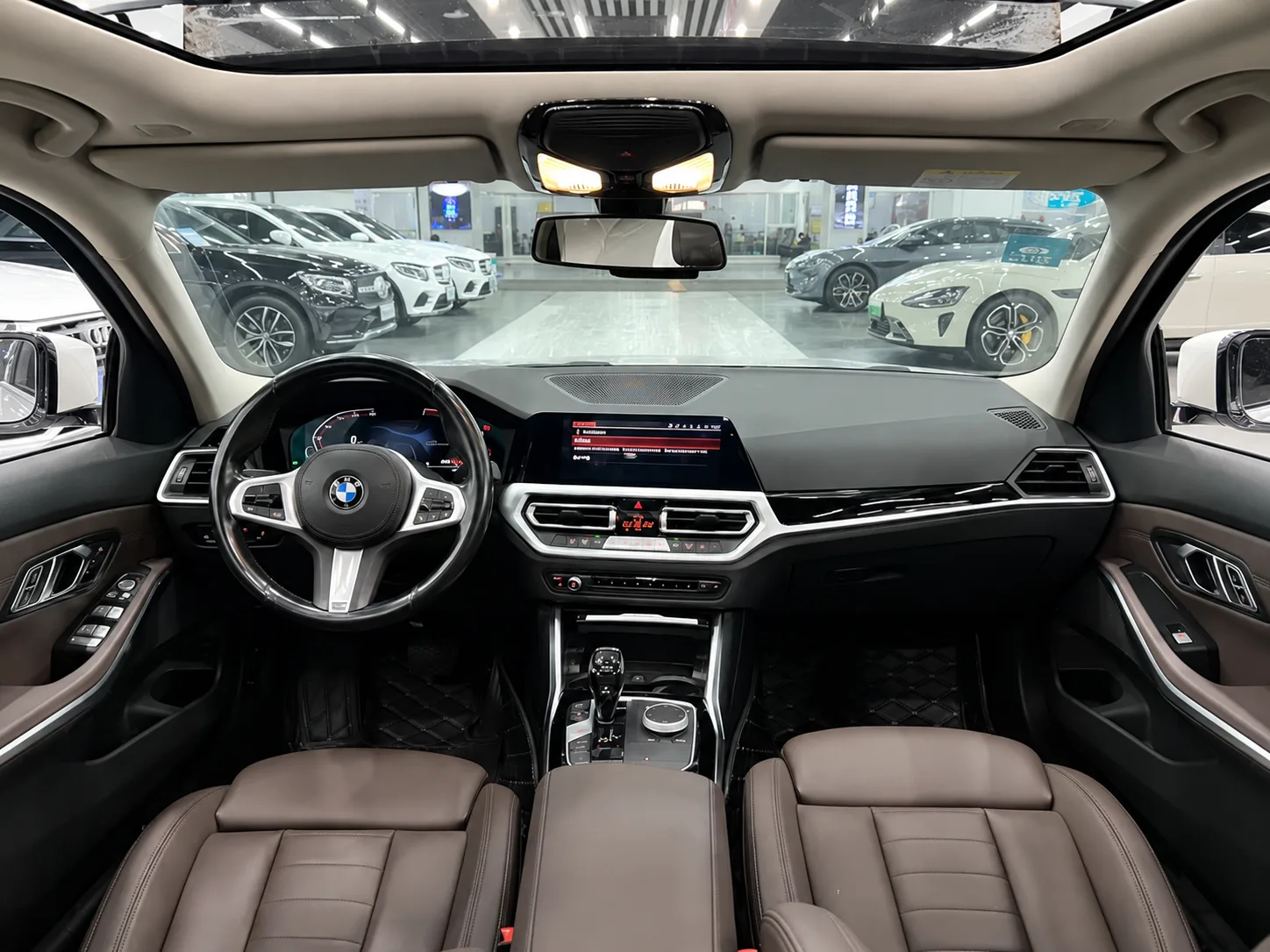 BMW ИЗ КИТАЯ ИЛИ РЫНОК РФ? СРАВНИВАЕМ ⚡️  Многие думают, что после 5 лет BMW из Китая теряет смысл и