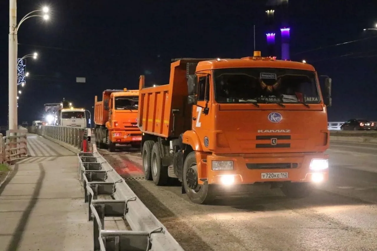 🔥В Кемерове на Логовом шоссе стартовал ремонт  Подрядная организация приступила к фрезерованию старо