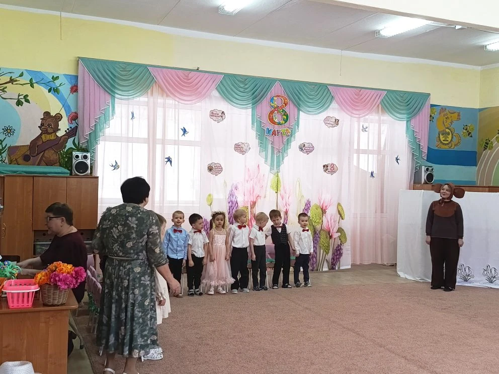 ☀️Наступила долгожданная весна! В детском саду начались самые нежные праздники, посвящё...