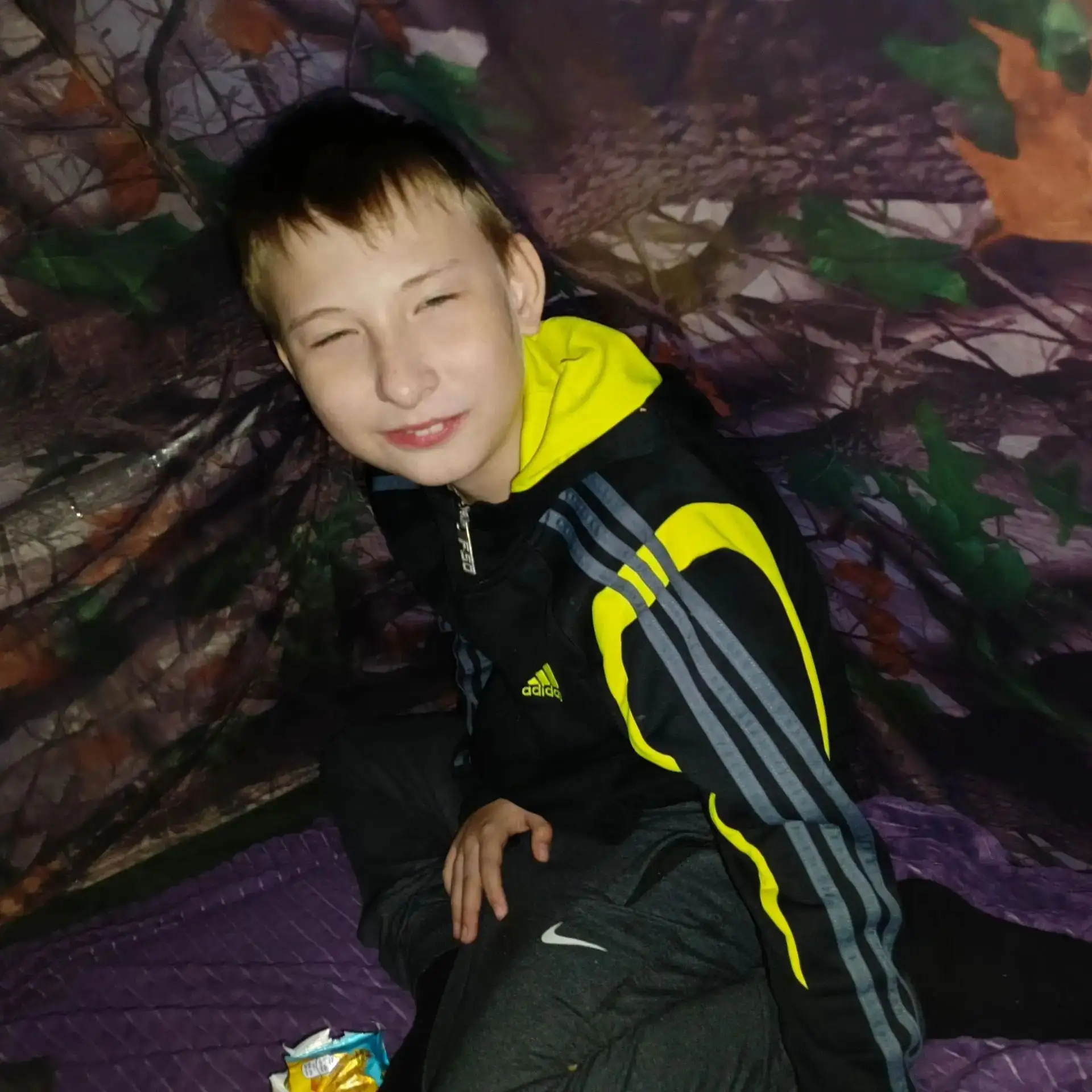 Настоящий путешественник: Игнат покоряет новые горизонты этого лета! 🎒⛺🌊

Летние каникулы — это вр