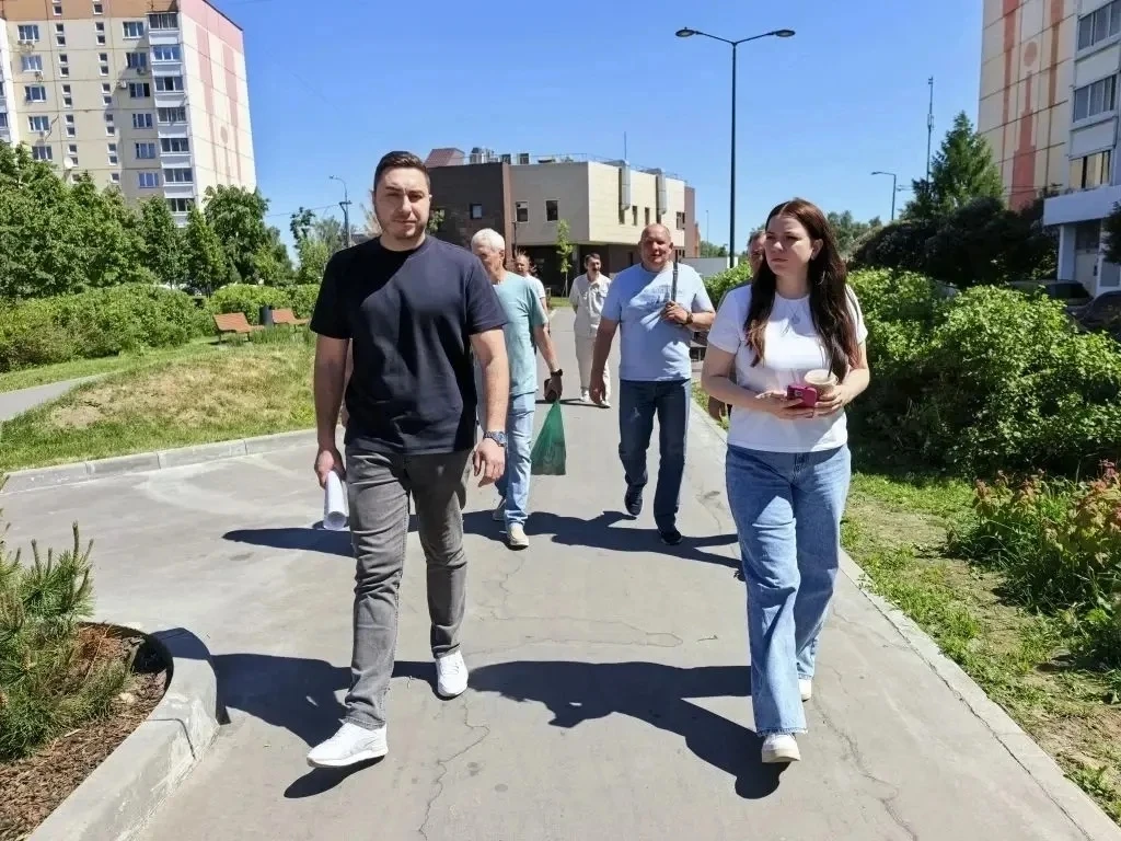 Сегодня провели еженедельный обход территории района 🏠