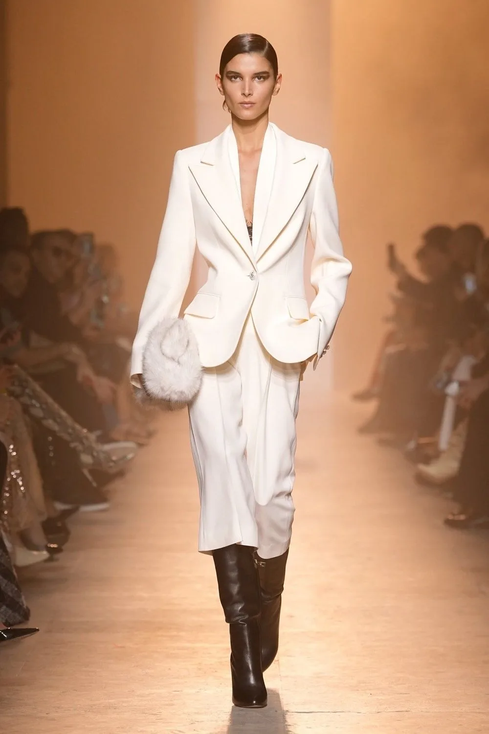 Высокая мода  Elie Saab, Fall-Winter 2026/27.