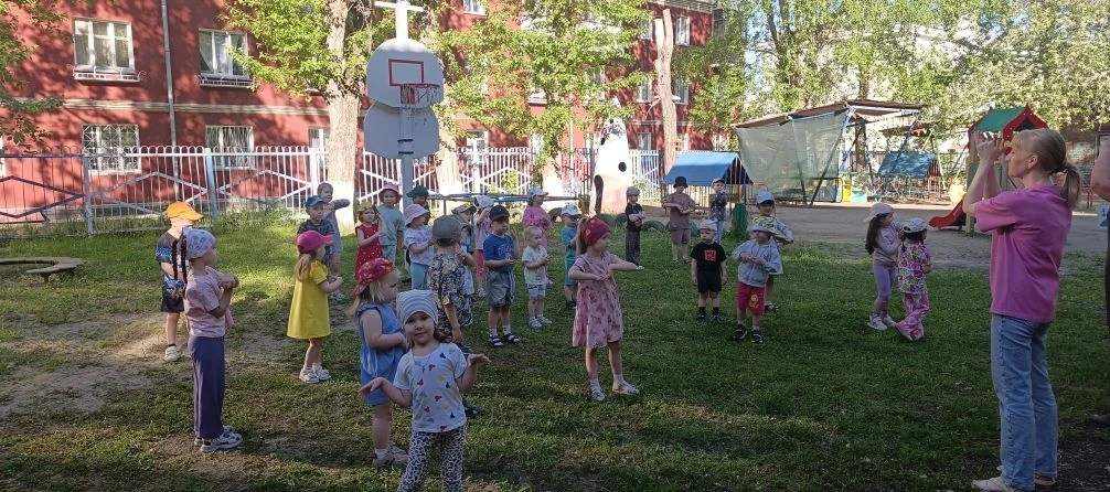Утренняя зарядка на свежем воздухе  ☀️
