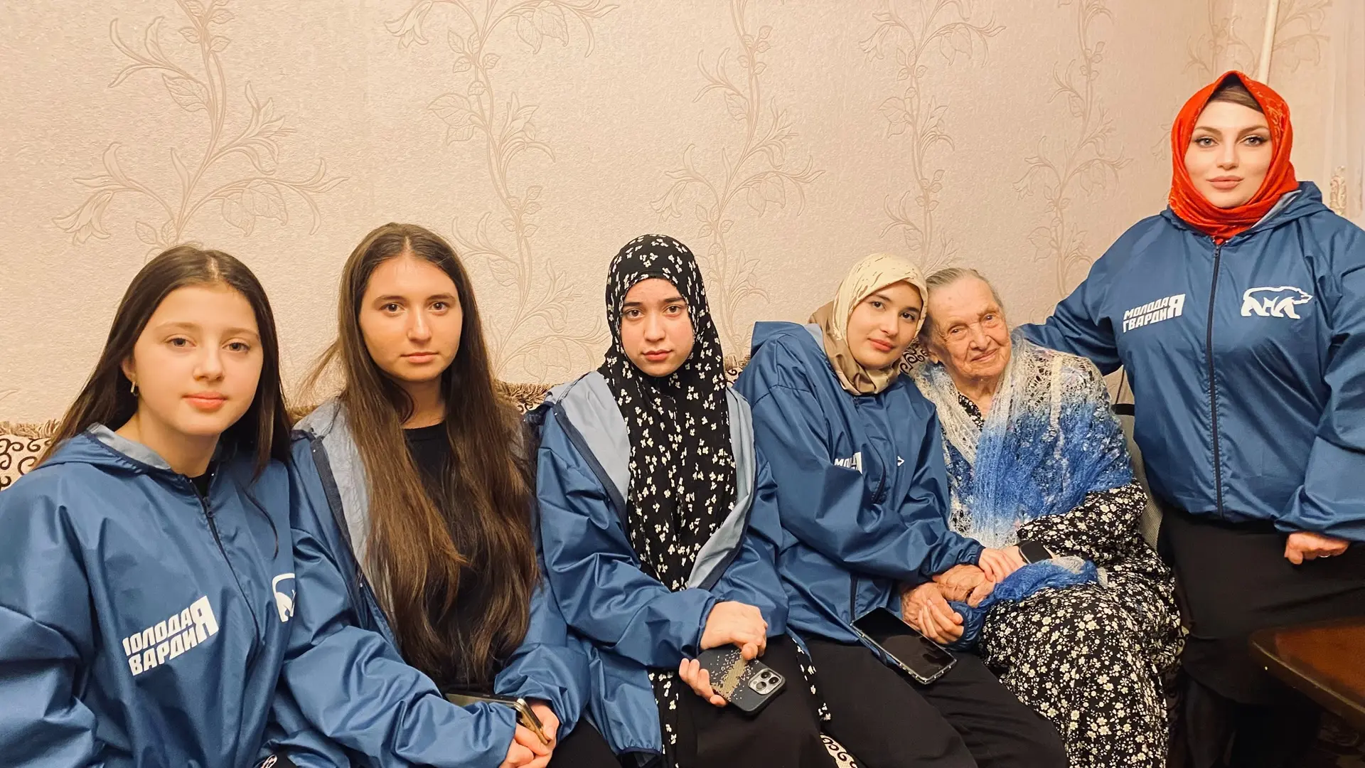 Сегодня, в канун Дня полного освобождения Ленинграда от фашистской блокады которая длил...