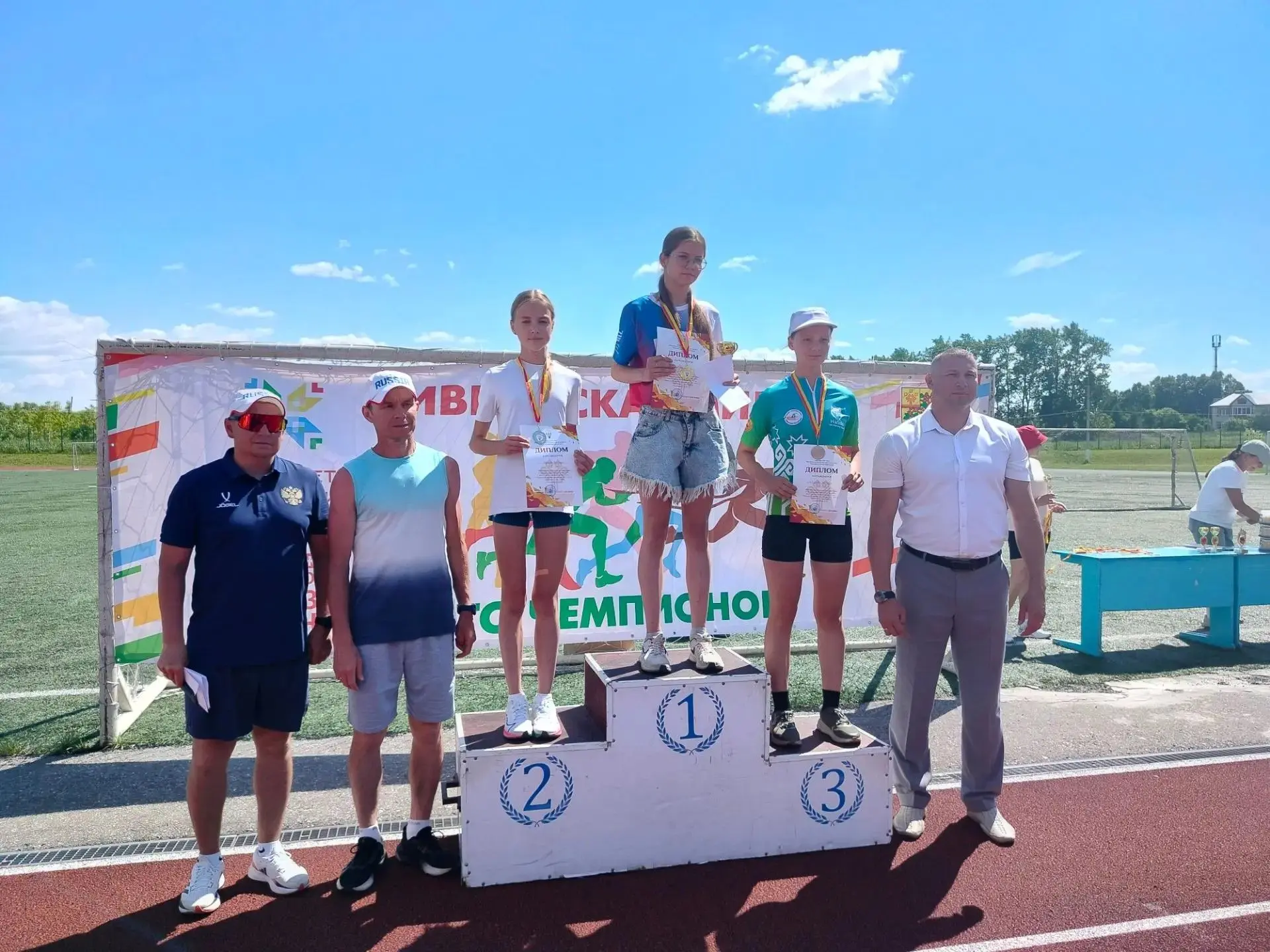 «Цивильская миля»: наши атлеты — на пьедестале почёта! 🏆🏃‍♂️🏃‍♀️10 июня 2026 года, в преддверии п