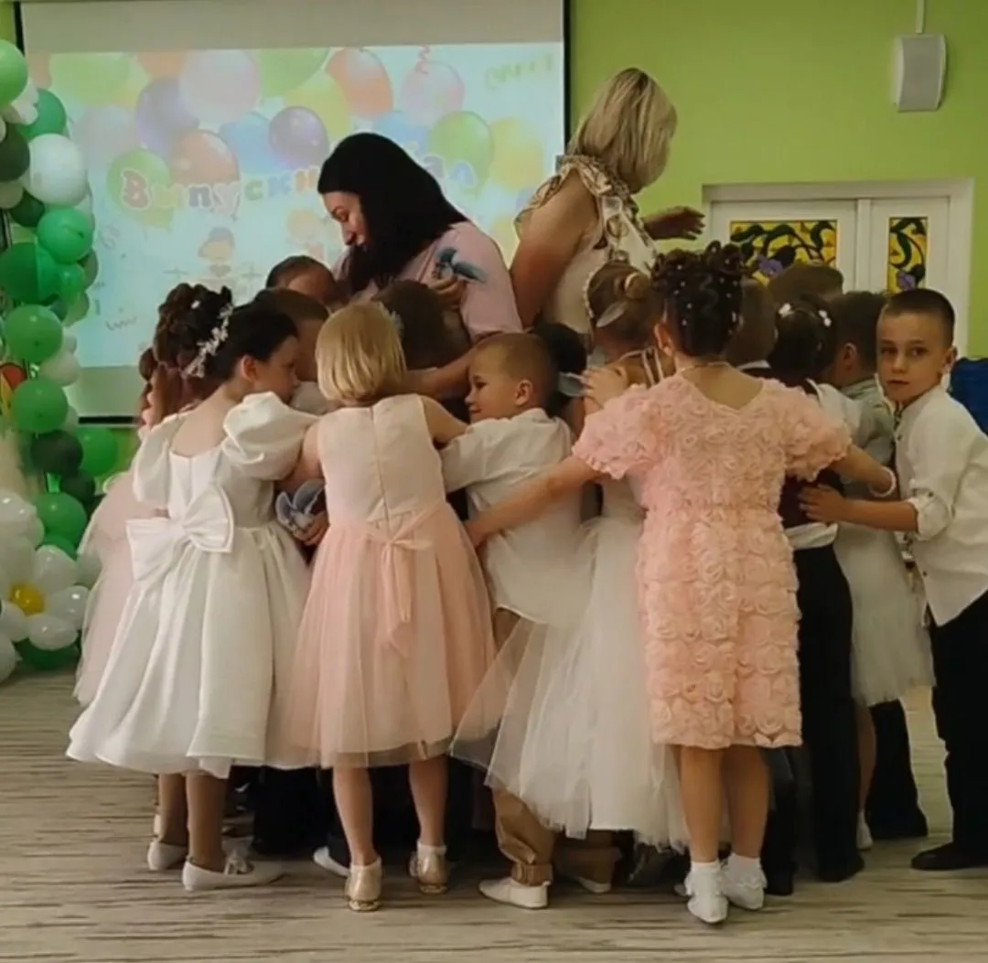 Маленькие шаги — в большую жизнь! 22.05.2026 особенный день. День, когда наши малыши делают свой пер