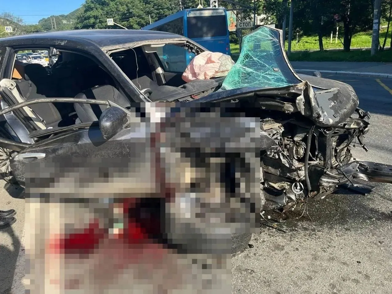 Страшная авария произошла на Находкинском проспекте у дома №41 в районе остановки «Тихо...