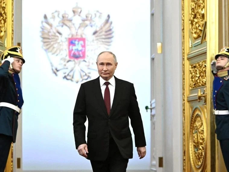 Владимиру Путину сегодня исполняется 74 года