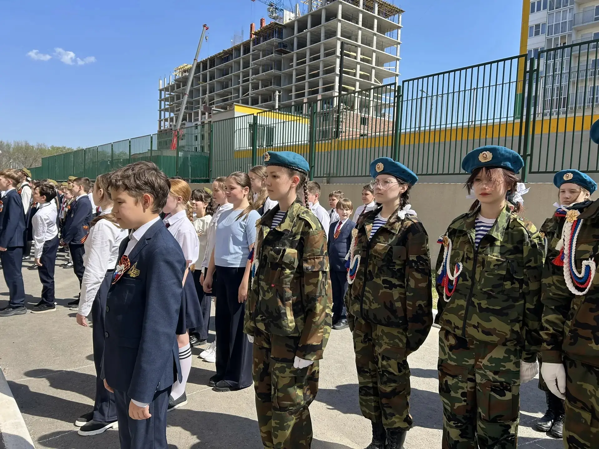 Всероссийский флешмоб «Живая Победа»   В преддверии великого праздника — Дня Победы — учащиеся нашей
