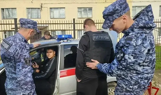 В Андреаполе студентам рассказали о службе в Росгвардии