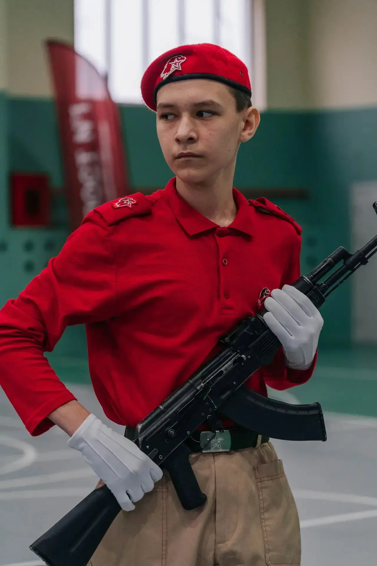 Пост #1  Наши ребята приняли участие в слете активистов движения «Пост №1». Вместе с юнармейцами, ка