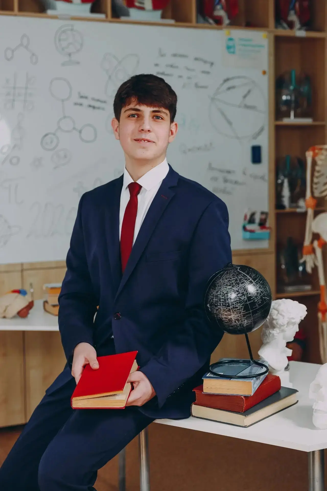 👩‍🎓👨‍🎓 Медкласс - будущее начинается с нас! 🎥🎞  Обучающиеся медицинского класса нашей школы Простако