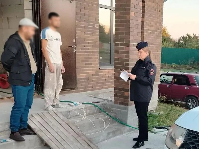 🛑В Алексеевском округе к ответственности привлекли иностранца без патента и его работо...